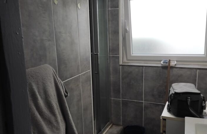 Vente Immeuble 213 m&sup2; — photo 3