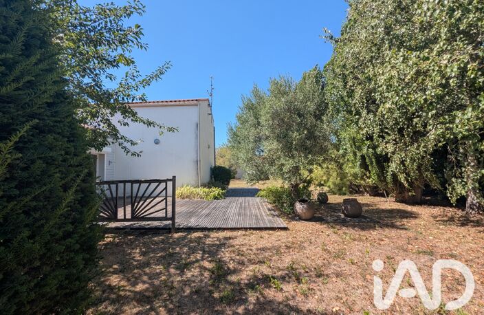 Vente Maison/villa 9 pièces — photo 2