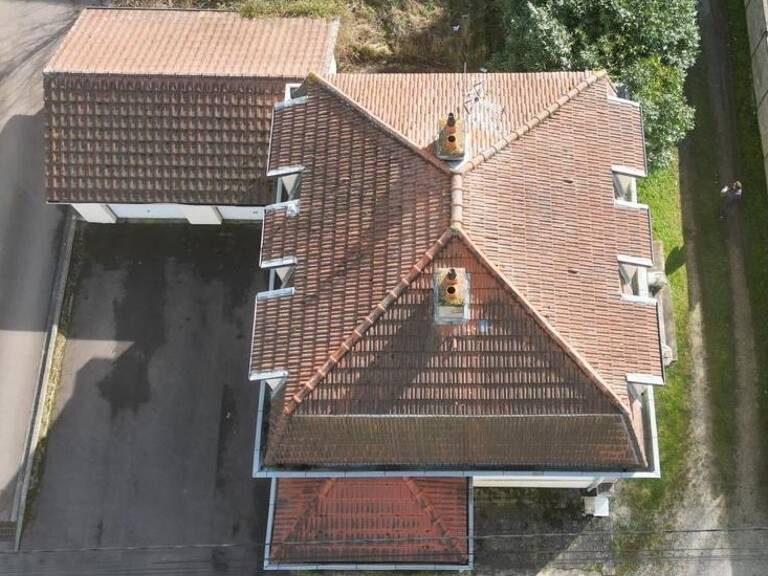 Vente Immeuble 137 m&sup2; — photo 1