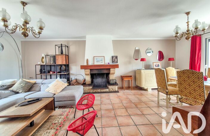 Vente Maison traditionnelle 8 pièces — photo 3