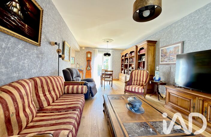 Vente Maison/villa 7 pièces — photo 2