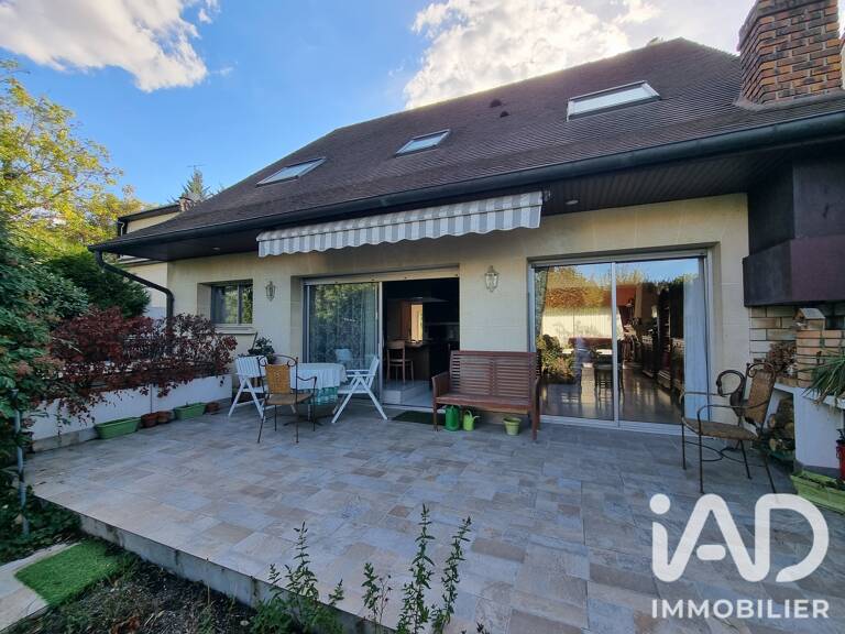 Vente Maison/villa 8 pièces — photo 1