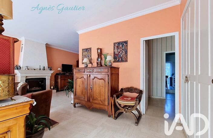 Vente Maison/villa 8 pièces — photo 2