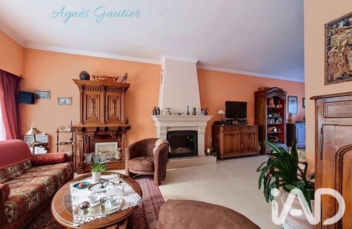 Vente Maison/villa 8 pièces — photo 3