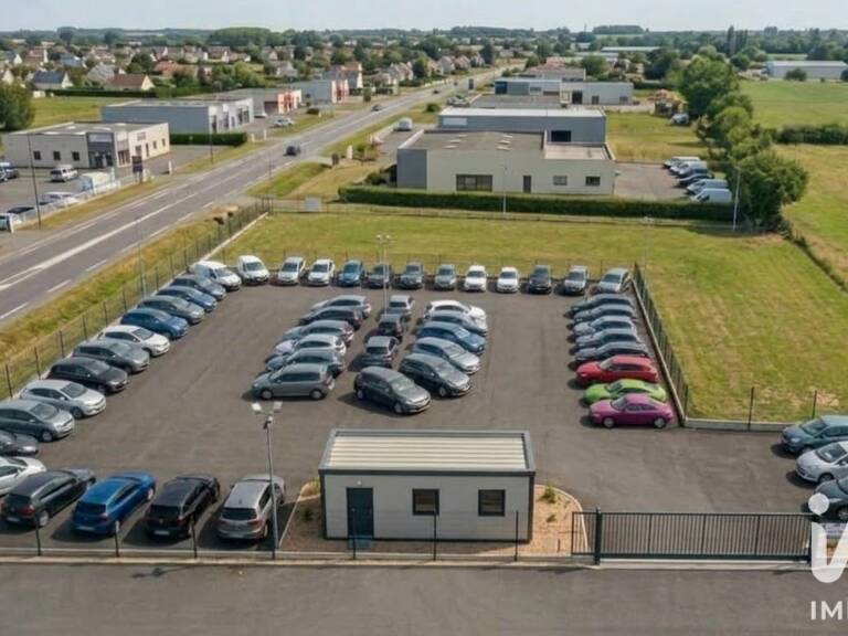 Vente Local commercial 1 400 m&sup2; — photo 1