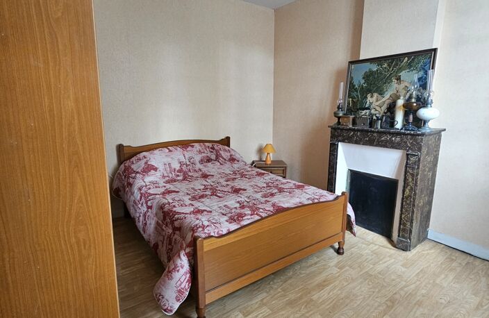 Vente Maison de ville 4 pièces — photo 2