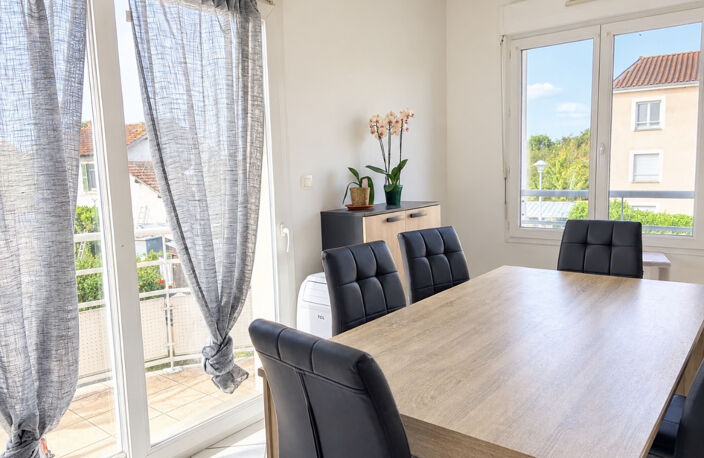 BEL APPARTEMENT de TYPE 2, en parfait état - 57m2 - à Ambérieux en Dombes — photo 2