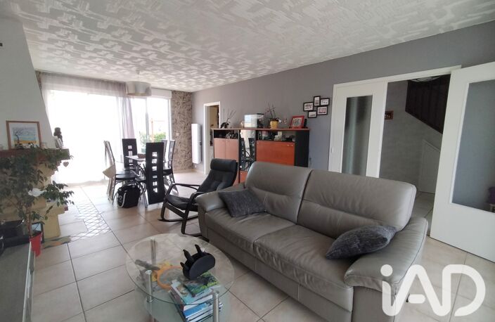 Vente Maison/villa 5 pièces — photo 2