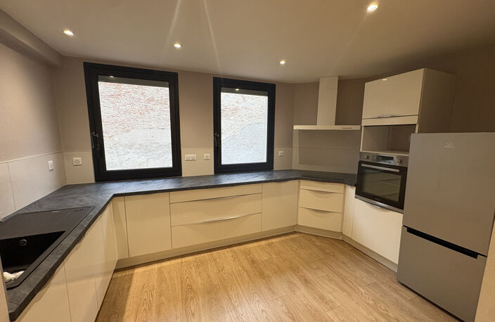 AGEN - MAGNIFIQUE APPARTEMENT AVEC TERRASSE ET PARKING — photo 2