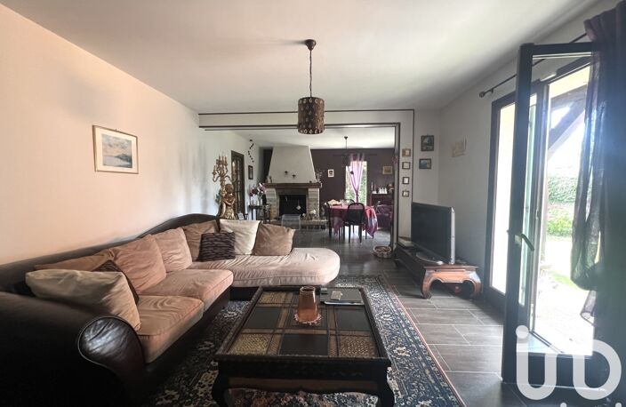 Vente Maison traditionnelle 7 pièces — photo 2