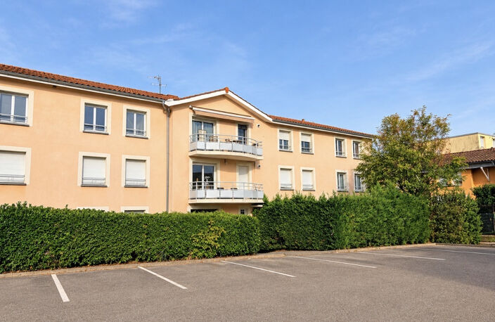 BEL APPARTEMENT de TYPE 2, en parfait état - 57m2 - à Ambéri — photo 5