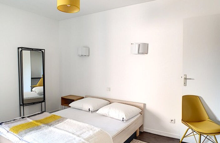 LOCATION ECULLY 69130 APPARTEMENT MEUBLE 3 CHAMBRES PROCHE CAMPUS — photo 4