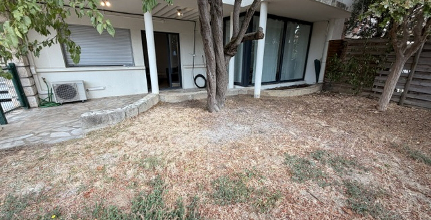 Grand T2 avec jardin — photo 1