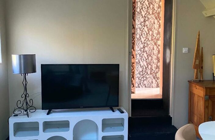 Appartement d une surface de 50 m2 environ avec terrasse. — photo 2