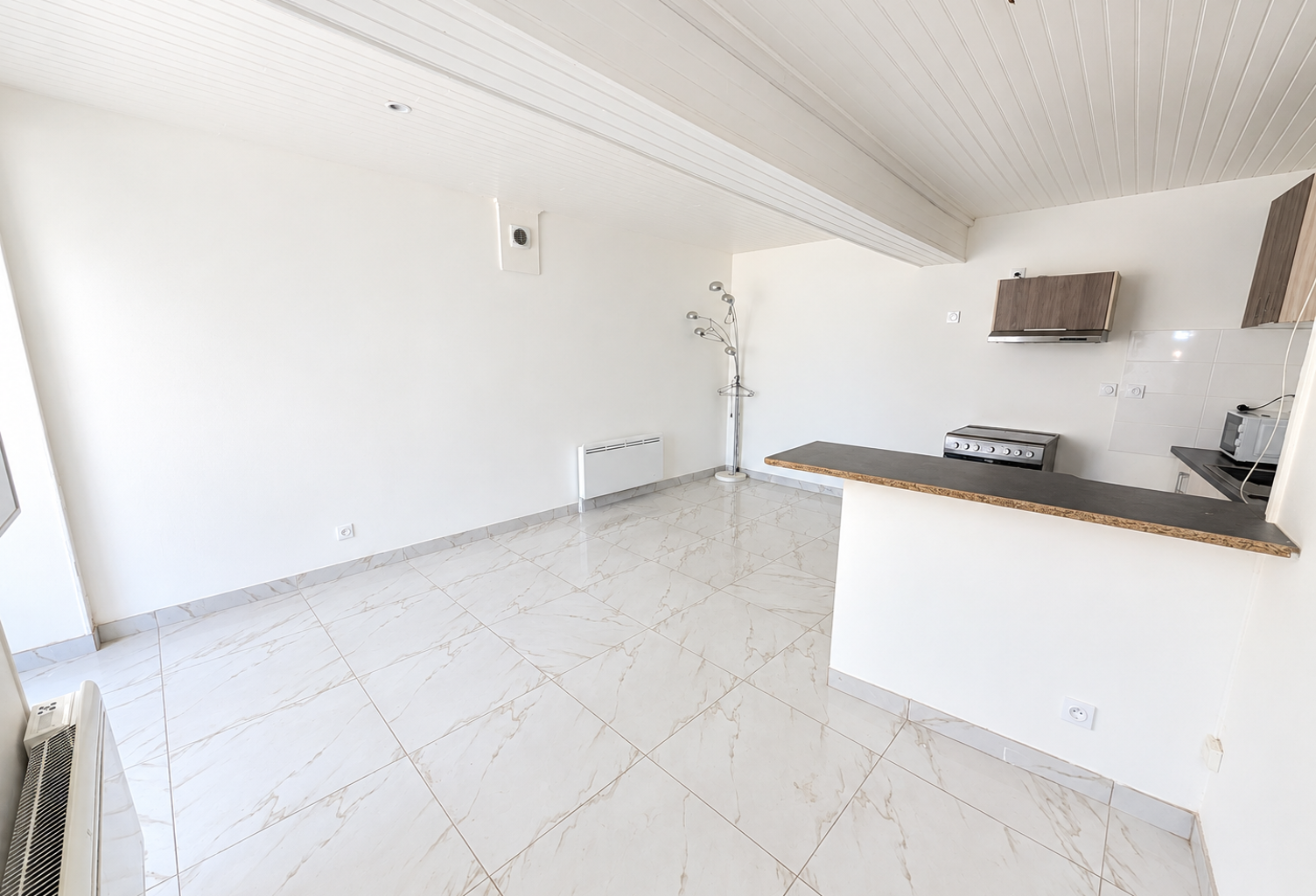 MAISON DE VILLE DE 51,86 m2- VAULX-MILIEU — photo 1