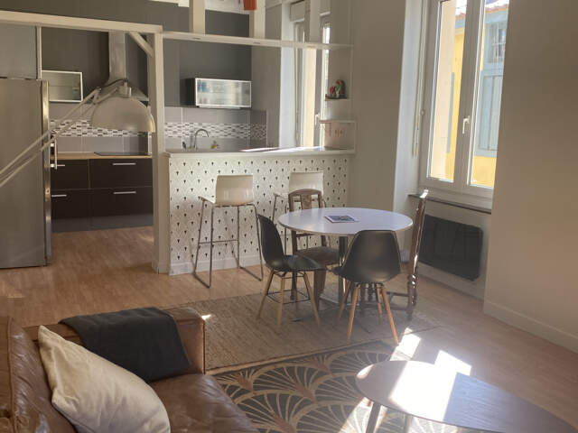 Centre ville appartement type 2 meublé de 51.60m2 — photo du bien
