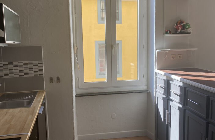Centre ville appartement type 2 meublé de 51.60m2 — photo 3