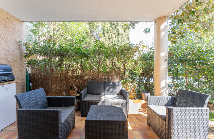 T2 Rez-de-jardin - Piscine - Place de parking - Cave — photo 2