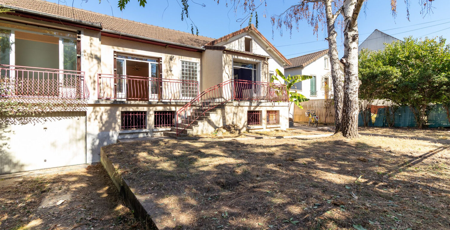 Une grande Maison familiale avec son grand jardin à 4 min de la — photo 1