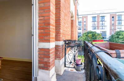 Un beau 3 pièces avec balcon très proche du métro Porte de Pa — photo du bien