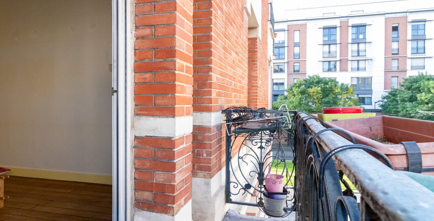 Un beau 3 pièces avec balcon très proche du métro Porte de Pa — photo 1