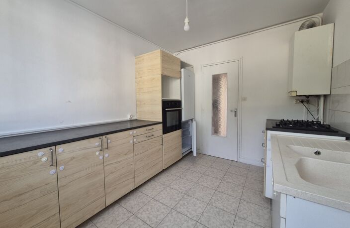 SAINT MARTIN D'HERES résidence Les Mimosas appartement a louer — photo 5