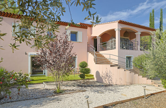 CUERS (VALCROS) - MAISON INDIVIDUELLE 292 M2 - GARAGE - PISCINE - POOL HOUSE - T2 INDEPENDANT - TERRAIN 2006 M — photo 5