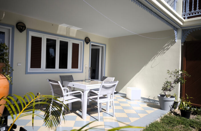SUPERBE STUDIO DANS RESIDENCE DE STANDING, JARDIN PRIVATIF — photo 3