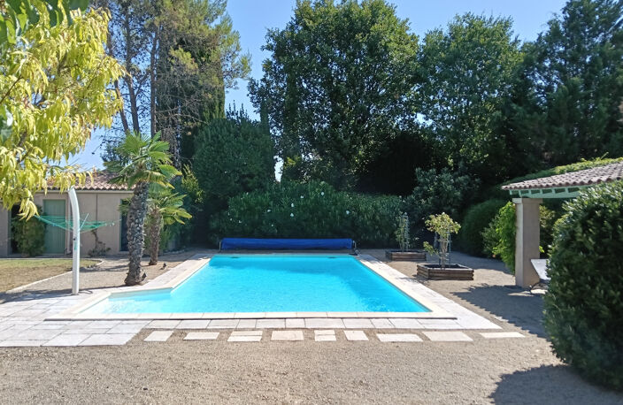 Villa dans un village avec commerces à proximité d'Uzès ! — photo 3