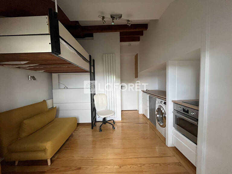 Studio meublé place Carnot — photo 1