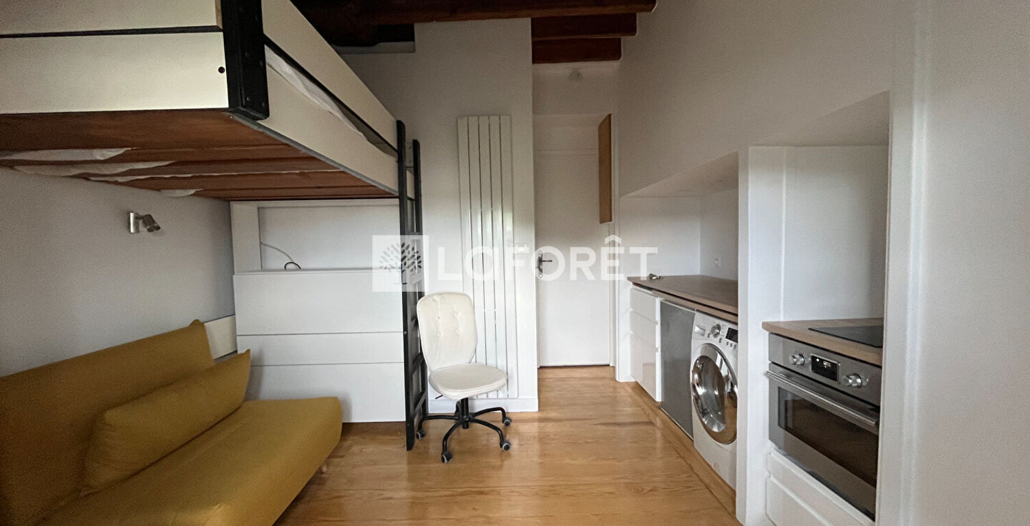 Studio meublé place Carnot — photo 1
