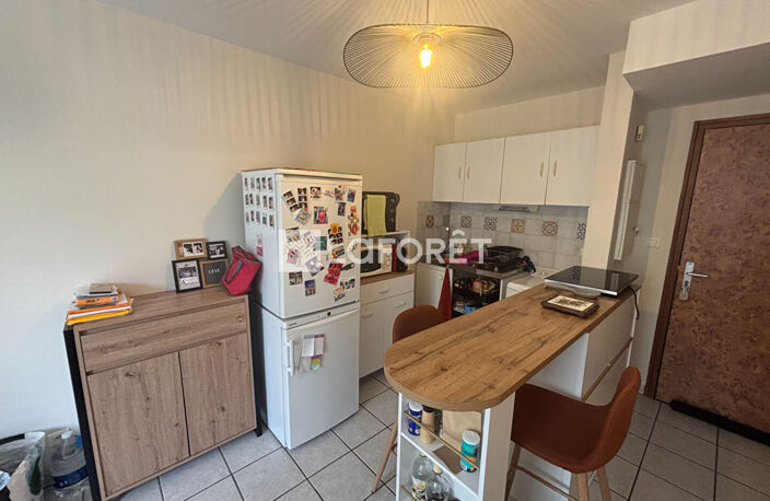 Appartement T1 bis, 32 m² avec cave, place de parking et terrasse — photo 3
