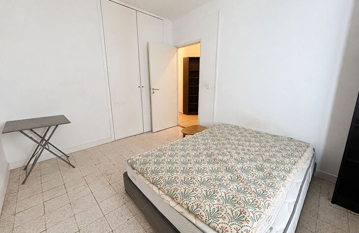 À louer - T2 meublé de 47m² - Quartier GAMBETTA — photo 4