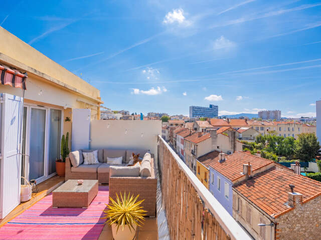 T3 dernier étage avec terrasse — photo du bien