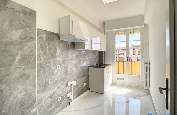 Appartement Nice 2 pièce(s) 48.41 m2 — photo 2