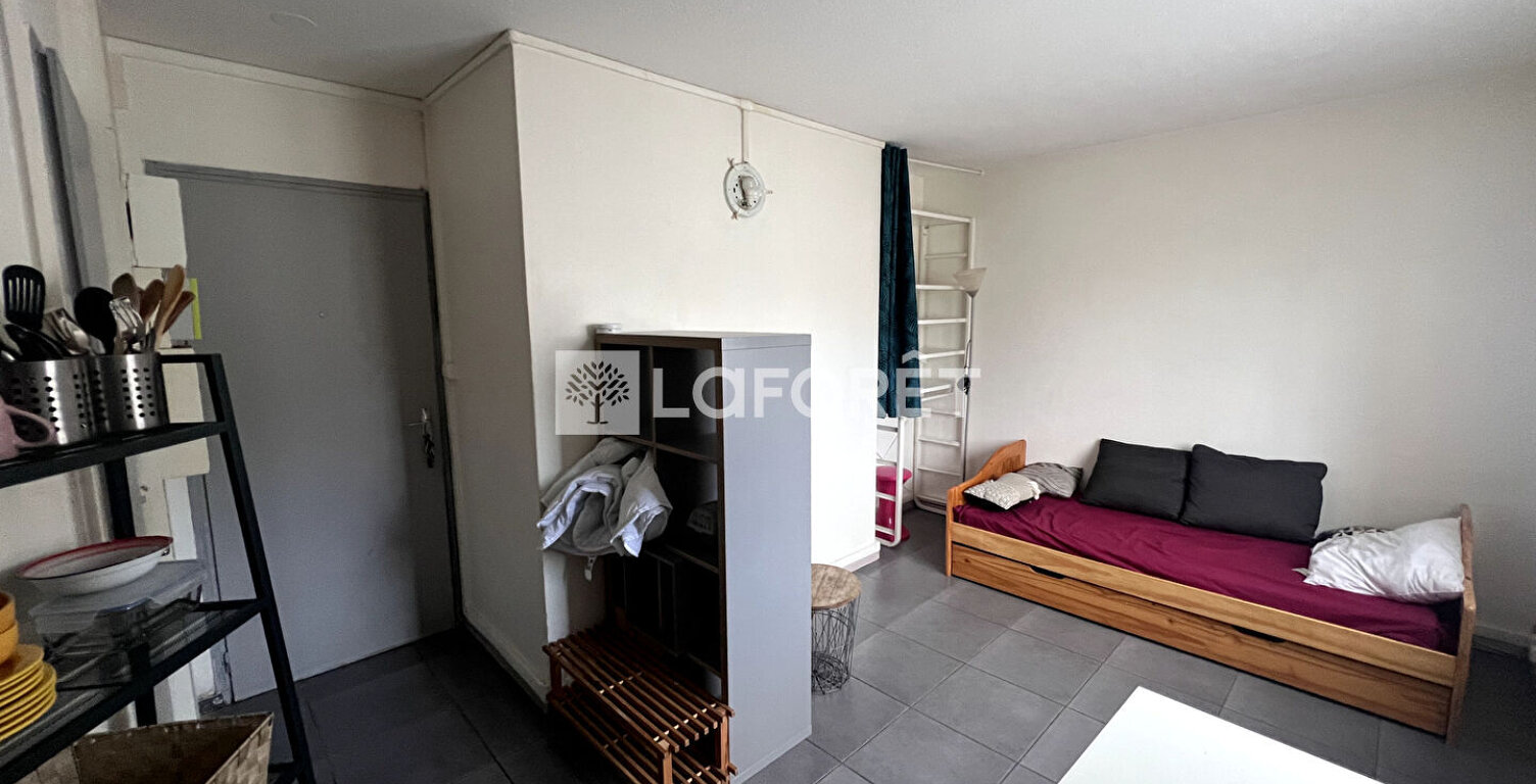 Appartement Saint Genis Laval 1 pièce(s) 18.5 m2 — photo 1
