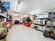 Maison avec espace professionnel, ateliers et piscine  Saint-Fons — photo 2