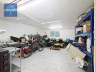 Maison avec espace professionnel, ateliers et piscine  Saint-Fons — photo 3