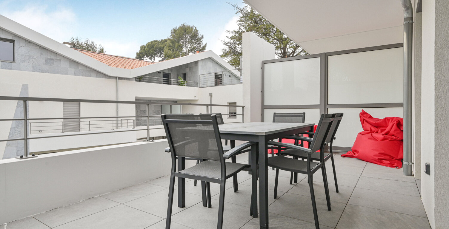 Appartement T2 avec terrasse, piscine et parking Les Lecques — photo 1
