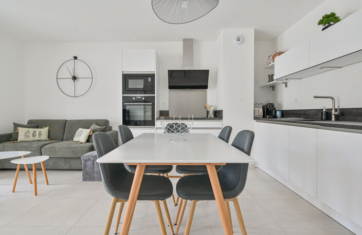 Appartement T4 avec jardin et terrasse à vendre aux Lecques Saint-Cyr-sur-Mer à 80 m de la plage — photo 3