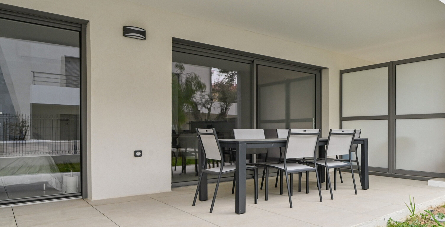 Appartement T2 avec terrasse et jardin à vendre aux Lecques — photo 1