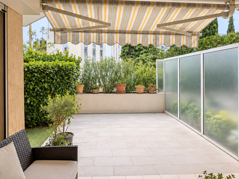 Rez de jardin T2 avec box fermé Le Cannet 935EUR cc — photo 1