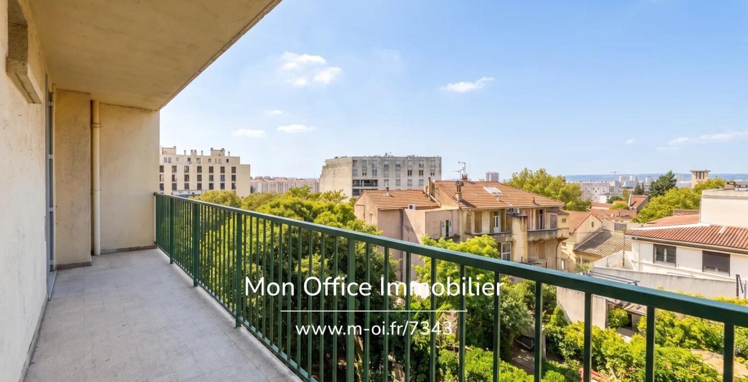 Référence : 7343-RVF - Appartement T2 - Terrasse et Parking — photo 1