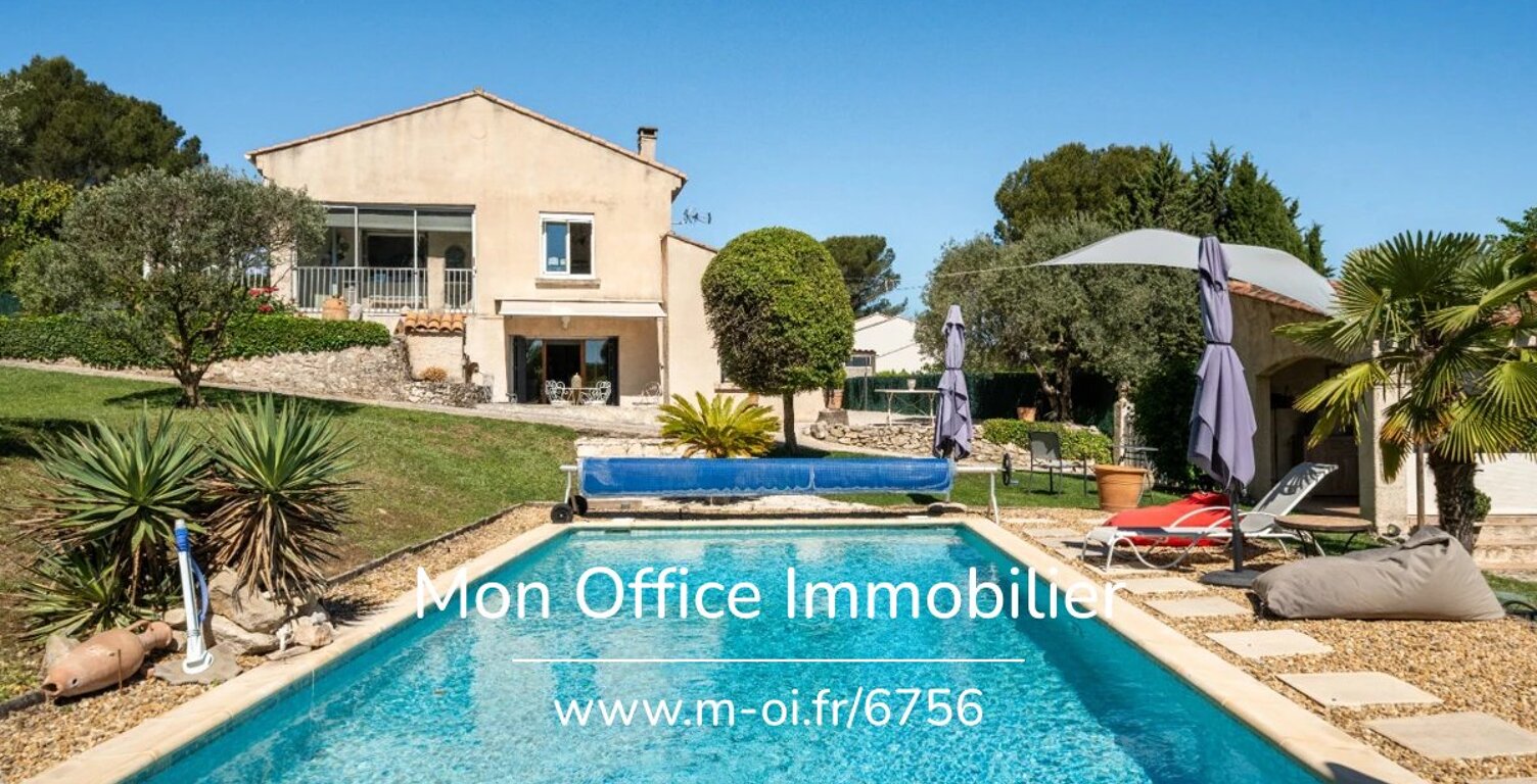 Référence : 6756-PAN. - Maison 6 pièces de 143 m² à Éguilles — photo 1