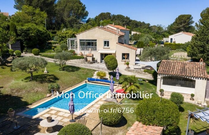 Référence : 6756-PAN. - Maison 6 pièces de 143 m² à Éguilles — photo 3