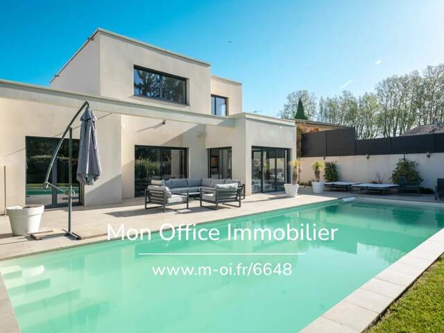 Référence : 6648-YAN. - Villa contemporaine - 4 pièces - piscine - garage — photo du bien