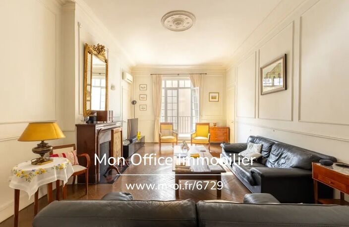 Référence : 6729-AFO. - Appartement 7 pièces avec balcon dans le 6eme arrondissement — photo 3