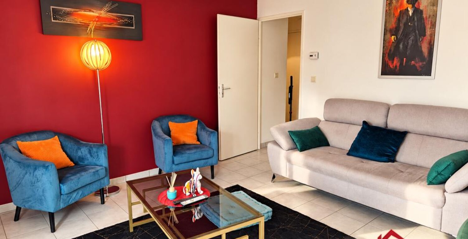 APPARTEMENT T3 LUMINEUX AVEC TERRASSE ET 2 PARKINGS   VITRY- — photo 1