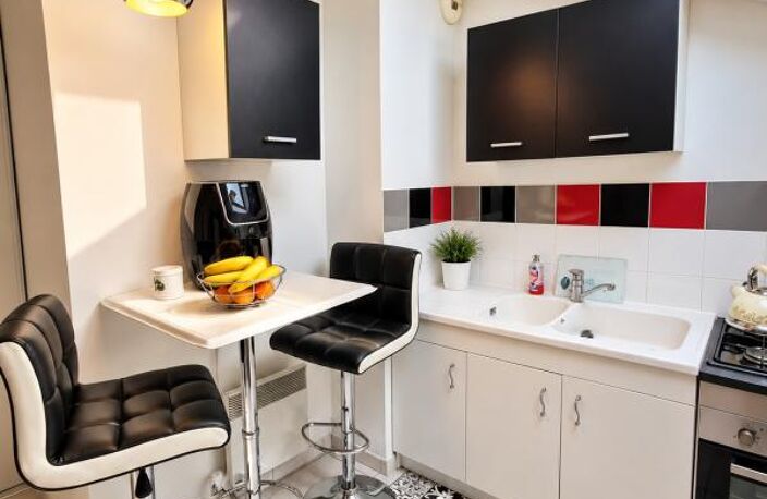 APPARTEMENT T3 LUMINEUX AVEC TERRASSE ET 2 PARKINGS   VITRY- — photo 4