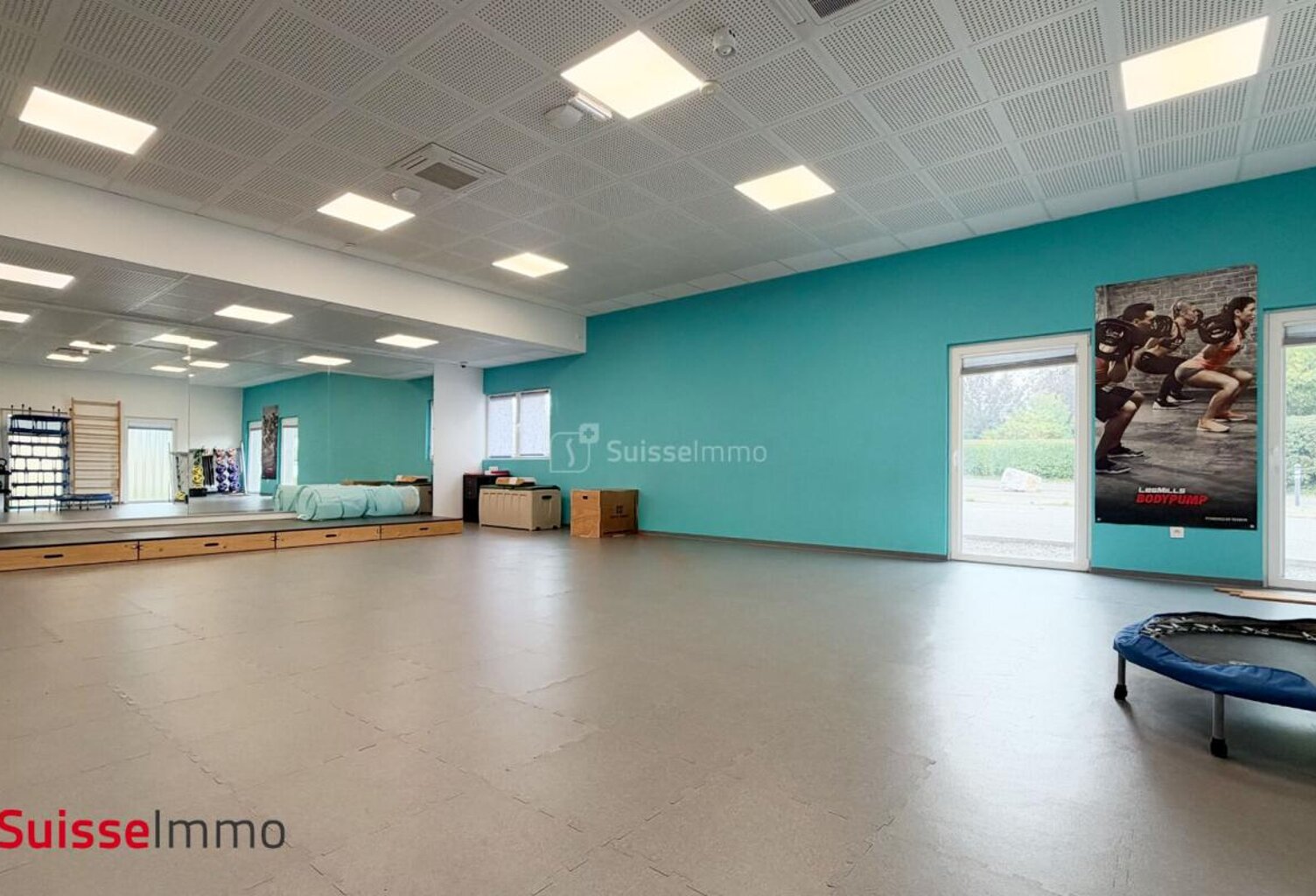 Local commercial Appenans 341 m2 — photo 1